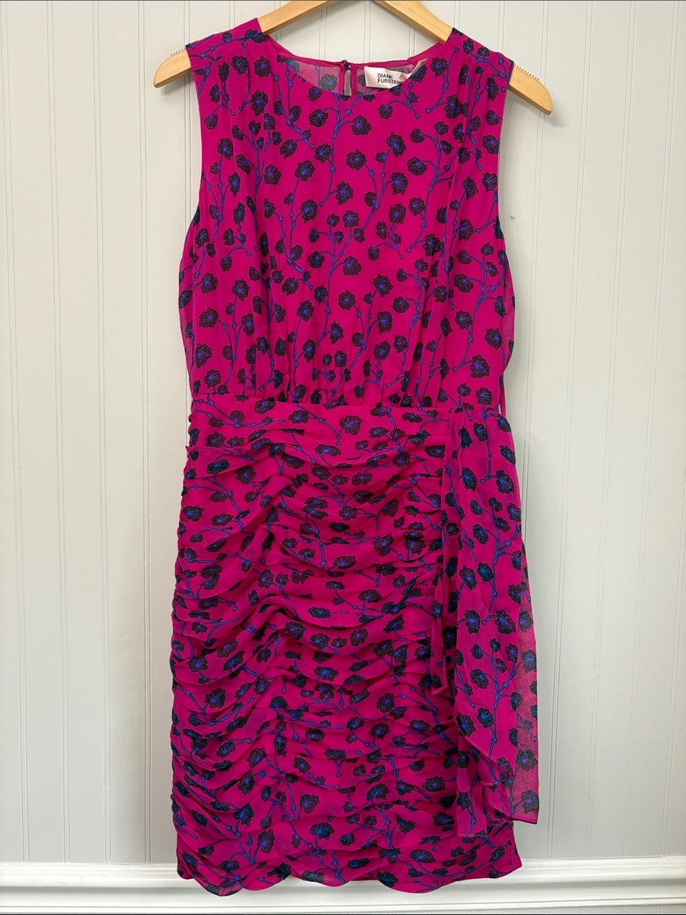 Diane Von Furstenberg 100% Silk Micah Sleeveless Floral Mini Dress Women Size 12